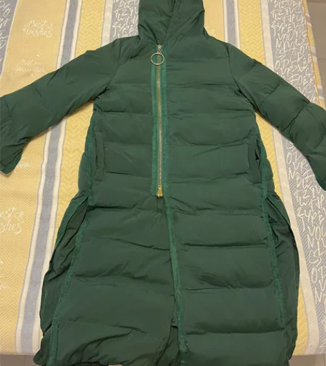长款墨绿色棉服，图片很渣但是款式很洋气，适...