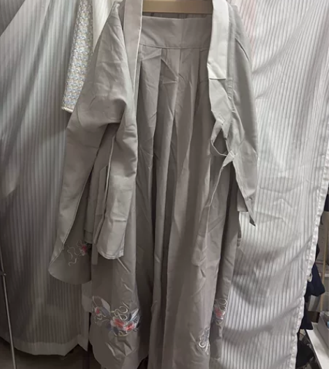 新中式国风刺绣上衣女秋装配马面裙衬衫小立领...