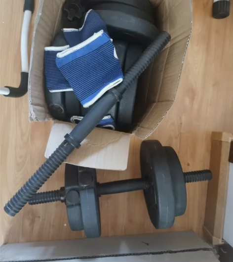 哑铃，10kgx2 感兴趣的话点“我想要”...