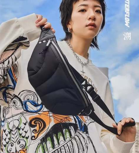 李宁CF溯|HAIZHEN WANG设计师...
