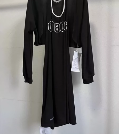 【全新特价】两件套！挂脖吊带裙?开衫外套！...