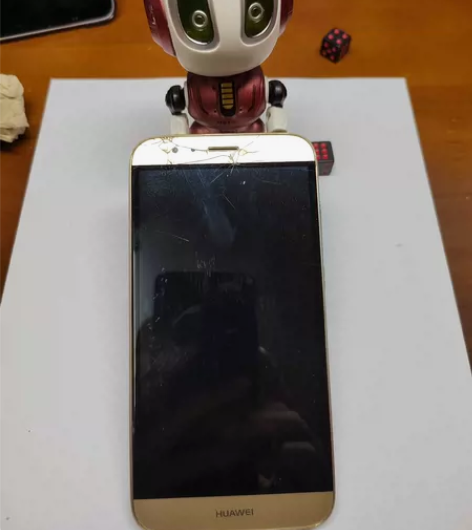 华为麦芒   屏幕碎了  屏幕中间触屏不好...