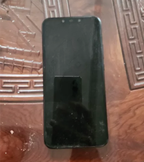 华为麦芒7，可以买来给老人用处理器打游戏过...