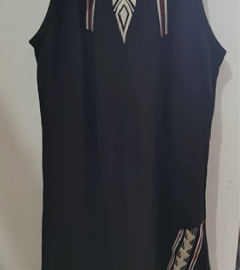 民族风连衣裙黑色L号，吊牌在，便宜出 感兴...