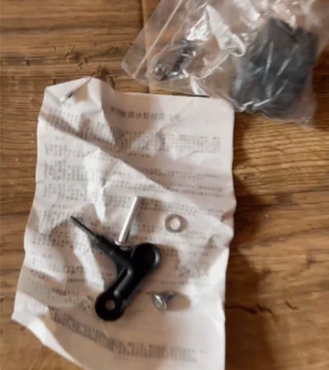 旱冰鞋 穿过几次 配件齐全  哈市南岗区同...