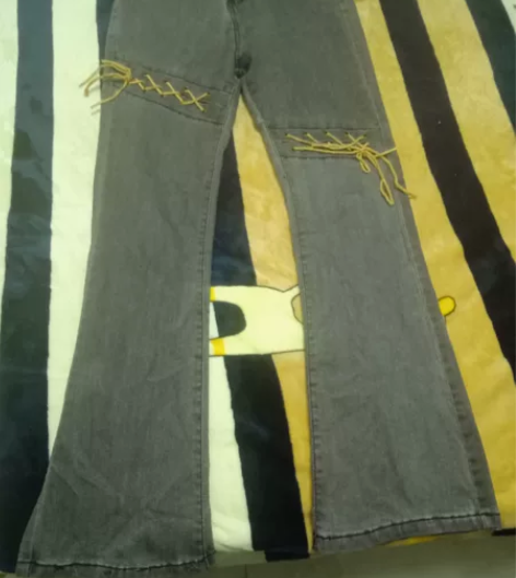 全部10元，都是喇叭裤裤长100左右，腰围...