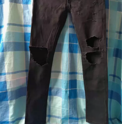 牛仔裤，破洞裤，休闲裤 长101cm 腰7...