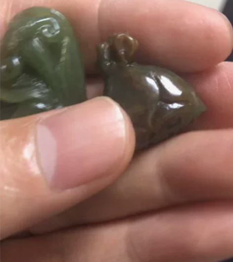 河磨玉的两个小挂件  打包价 感兴趣的话点...