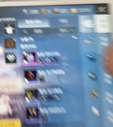 苹果qq    火箭加小螳螂   和那个兵...