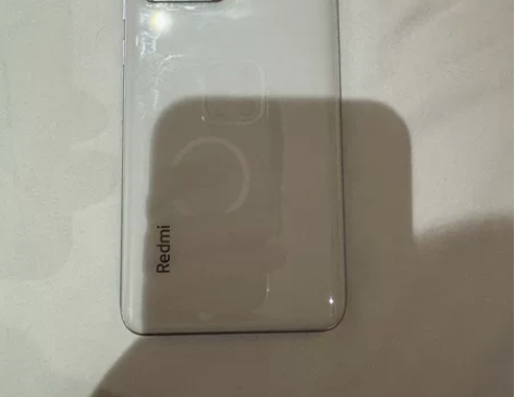 红米k60pro 12+256白色，在保到...