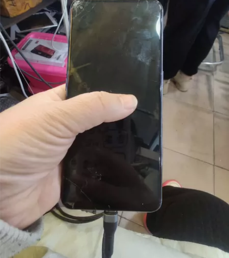 oppoReno4se：8+256，如图实...