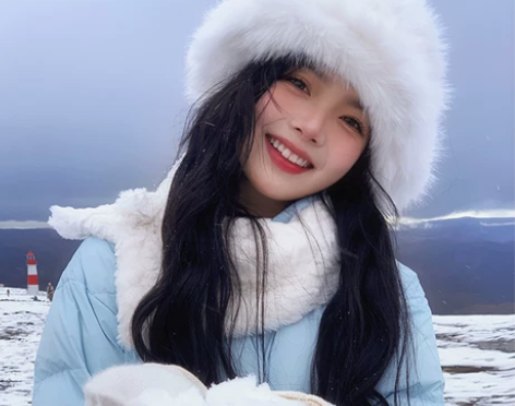 卡菲翔新款白色帽子女冬季毛绒渔夫帽可爱加厚...