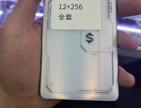小米黑鲨5pro[惊讶][惊讶] 靓机，1...