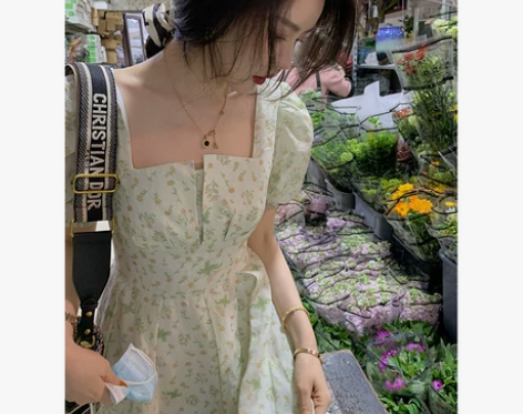 大Eees 纯苎麻法式气质连衣裙夏高级感小...