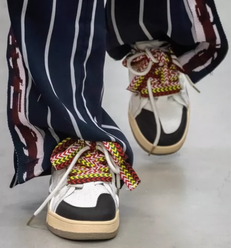 小众设计感板鞋新款运动休闲厚底平底鞋女德训...