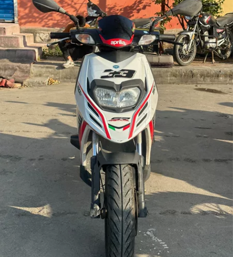 阿普利亚150手续齐全,公户状态,18年上...