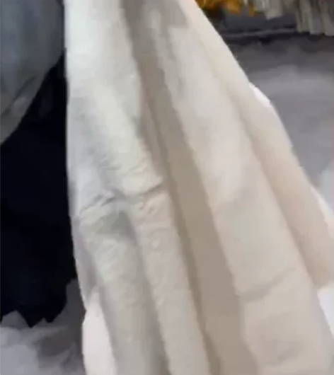 nb外套套头。韩国代购的。m尺码。 感兴趣...