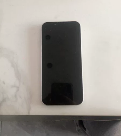 模型机苹果14，带手机壳，喜欢的可拍，可亮...