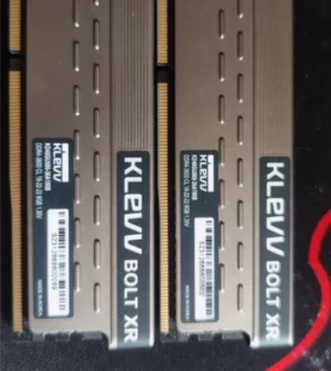 科赋内存3600 16g   8+8新的很