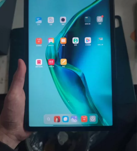 小米ipad5pro，6+256，几乎没用...