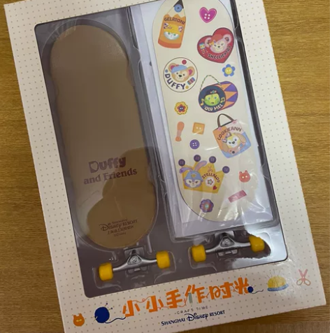 迪斯尼七宝，小小手作时光，滑板 上海迪斯尼...
