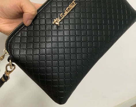 专柜啄木鸟女士手提包 全新 很有质感 内附...