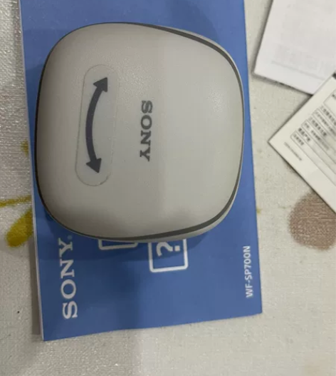 全新索尼 WF-SP700N无线耳机，配件...