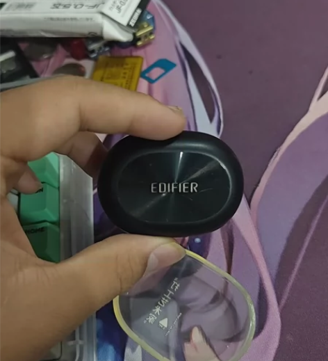 漫步者蓝牙耳机x5尊享版，买来花了250多...