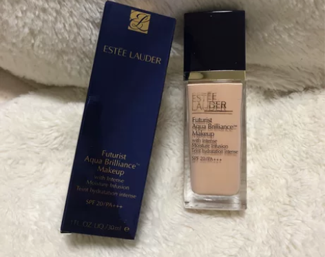 雅诗兰黛沁水粉底液1c0，2c0 23年在...