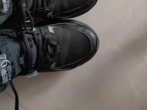 李宁鞋纯黑39.5，8层新孩子穿的长大了 ...