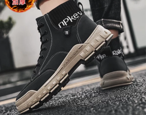 秋冬季马丁靴男鞋高帮工装板鞋潮流百搭休闲潮...