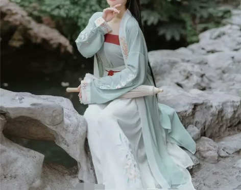 有吊牌 下过几次水 感兴趣的话点“我想要”...