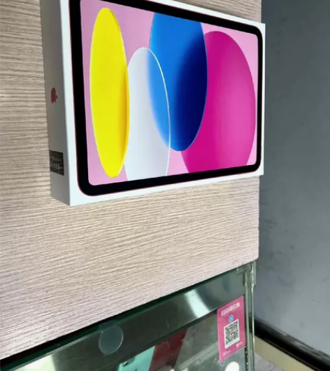 闲置基本全新，刚换的苹果 iPad2022...