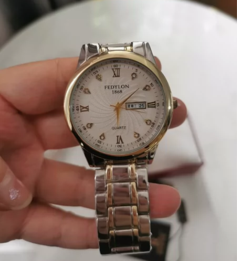 全新，送电池，瑞之缘正品超薄防水精钢带石英...