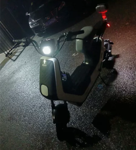 小牛全新电瓶车，续航40多公里，有发票，双...