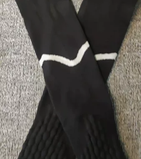 包邮黑色速干压力运动护臂厚保护手臂打篮球踢...