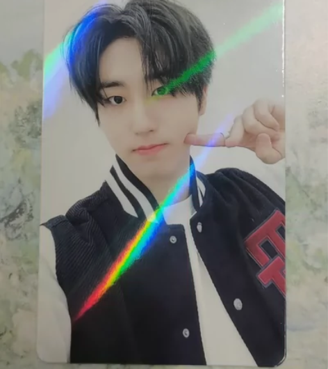 出 stray kids 乐star 韩知...