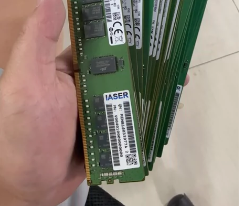 三星 海力士镁光16G 2Rx8 pc4-...