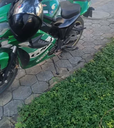 除了外观有点旧。其他都没问题，保险到明年，...