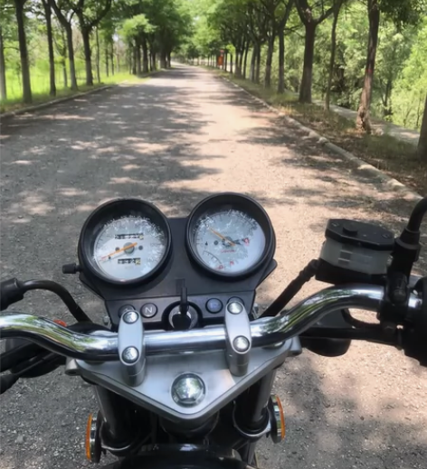 摩托摩托车 感兴趣的话点“我想要”和我私聊...