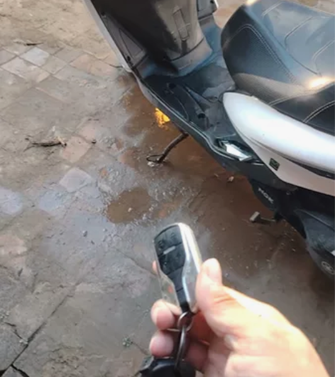 立亚牌，踏板，150排量，实表2600公里...