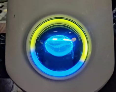 小牛M+ M+S MS直上大灯 真直上不顶...