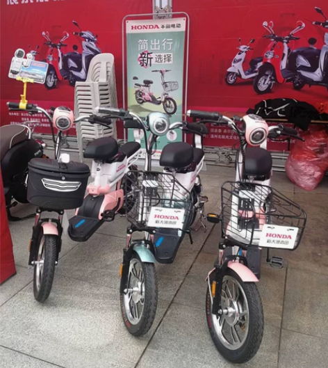 新大洲本田s01国标电动车，本田制造，必属...