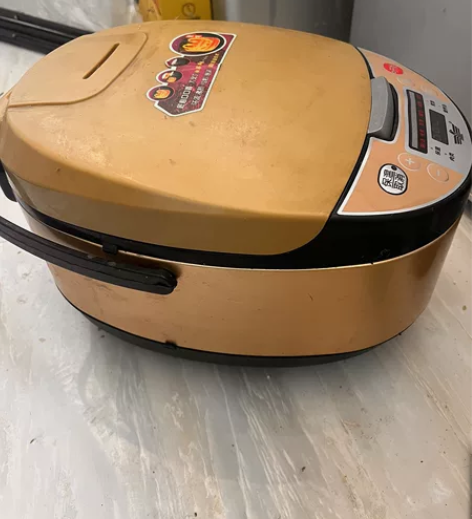 有明显的使用痕迹 放在家里也没有用了 便宜...