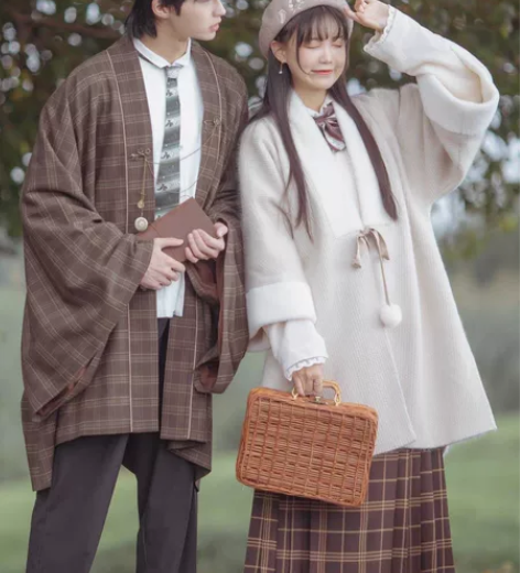 ?远山乔恰同学少年明制汉服冬袄合领半袖加绒...