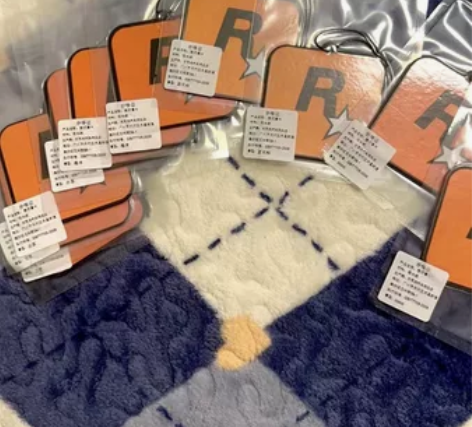 【全场包邮】全新潮流时尚汽车车载香熏片 全...