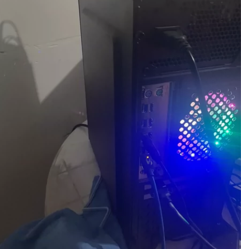 逆世界i7，8700升十二线程/16G/R...