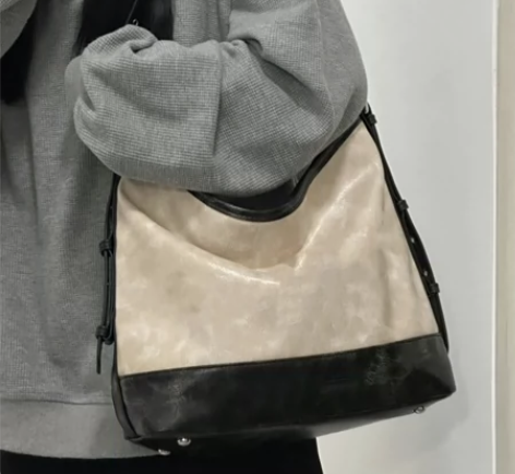 包包女2023新款潮高级感小众做旧简约百搭...