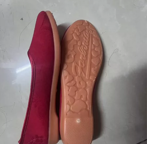 红色平底老北京布鞋 36码  可用来出西施...