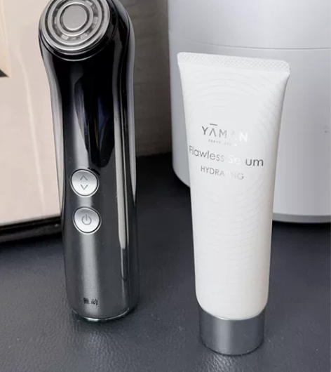 ?雅萌ACE四环变频RF射频美容仪微电流提...